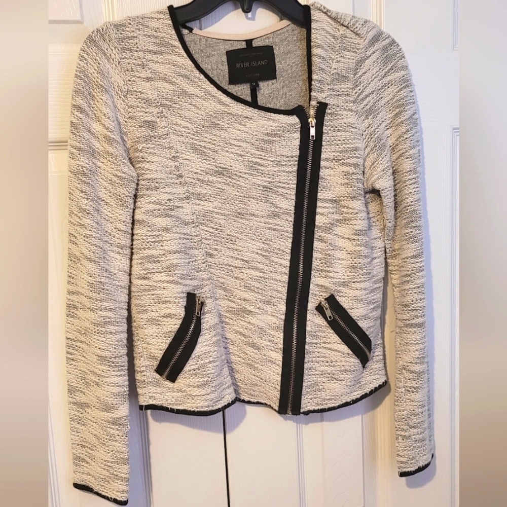 River Island light sweater jacket size 12/L